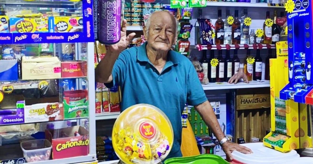 "Tengo 81 años y sigo pilas con mi bodega": abuelo lleva 52 años con negocio